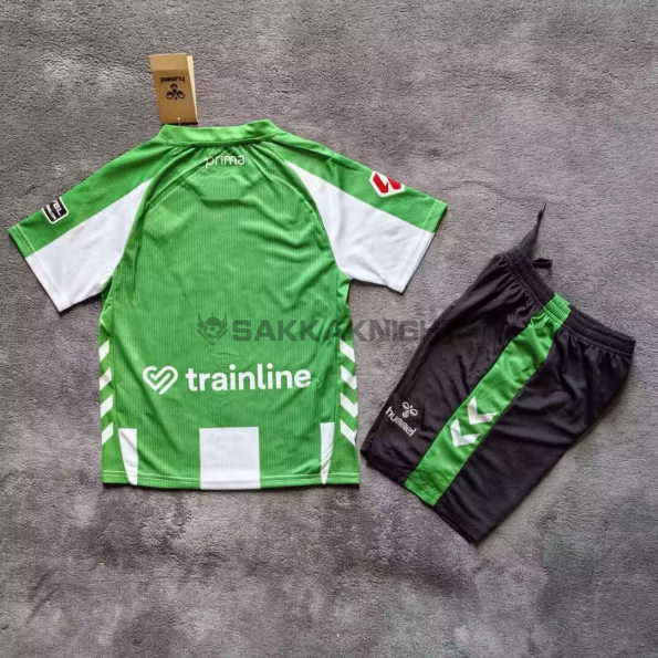 レアルベティス 子供セット 25/26 ホーム ラ・リーガのロゴ付き